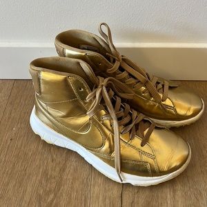 Gold Nike Women’s Blazer Golf Shoe